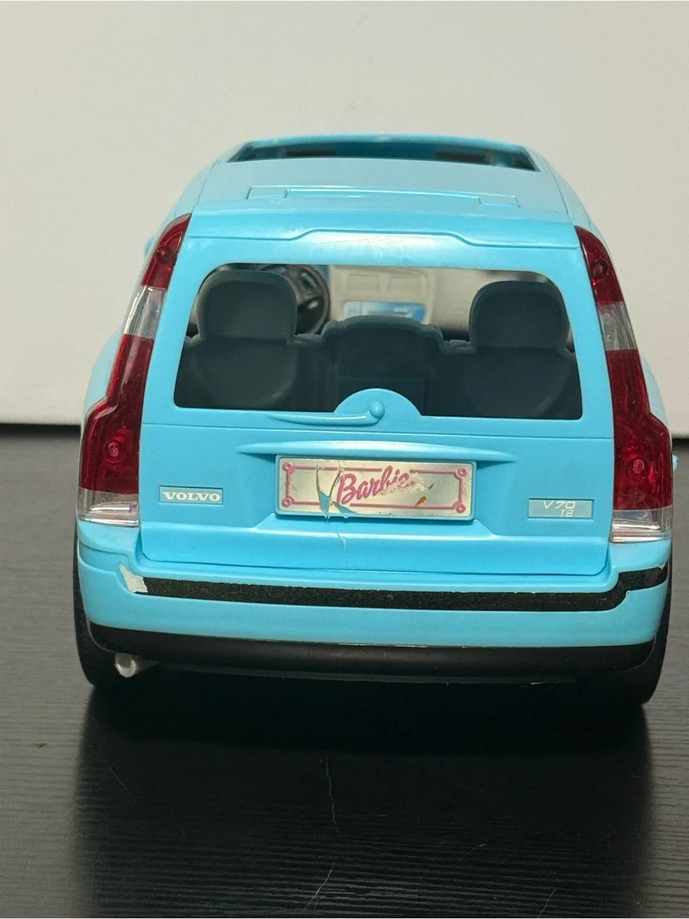 VTG Y2K 2003 Barbie Mattel “Happy Family Volvo V70” Station Wagon (Incomplete)